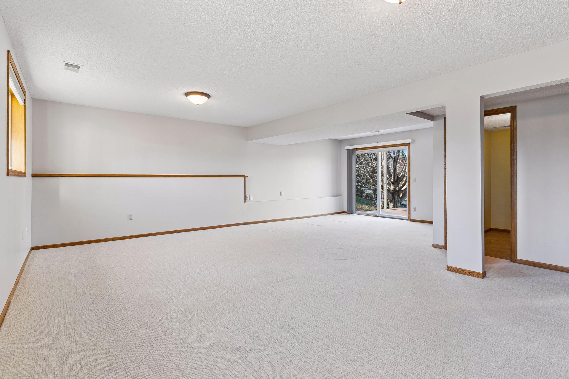 1011 Boston Hill Road Eagan, MN 55123 - Photo 18 of 29