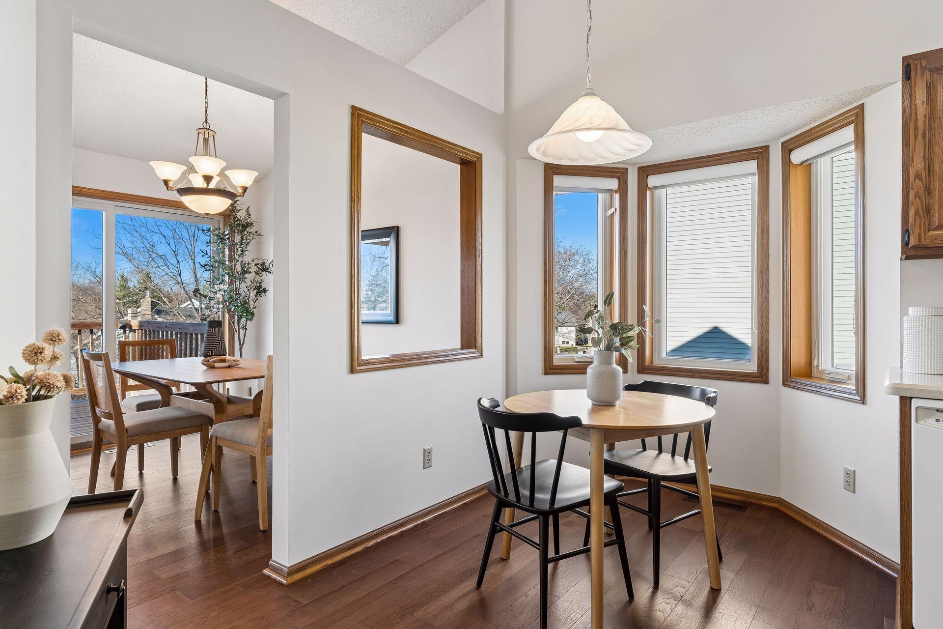 1011 Boston Hill Road Eagan, MN 55123 - Photo 5 of 29