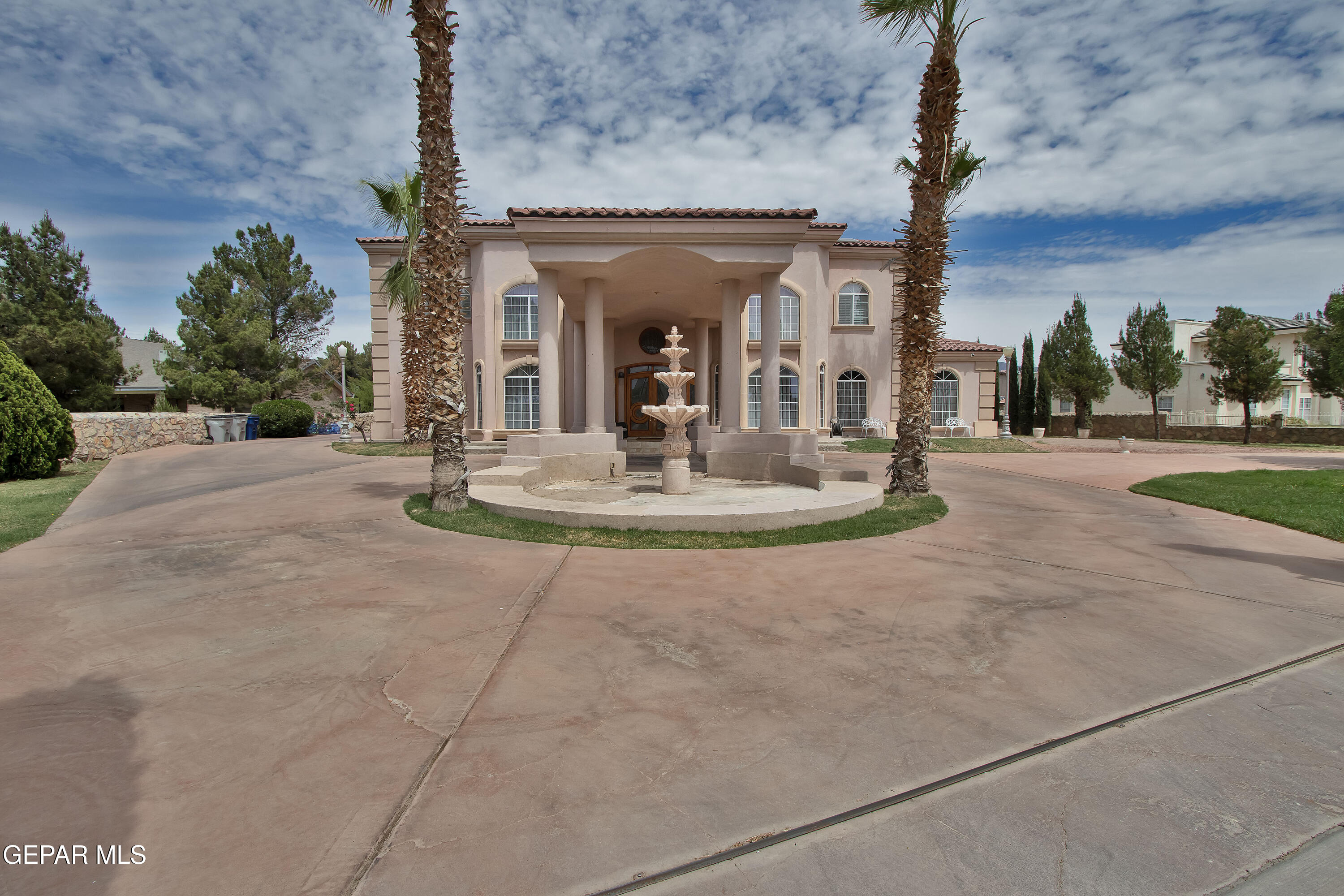 861 Country Club Road El Paso, TX 79932 - Photo 6 of 104 Front