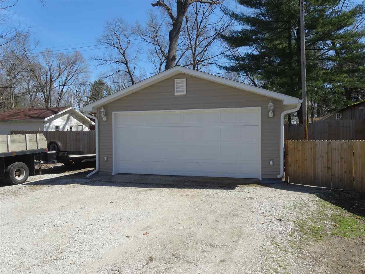 8078 North Tecumseh Road Walkerton, IN 46574 - Photo 8 of 11 Gallery Image 8