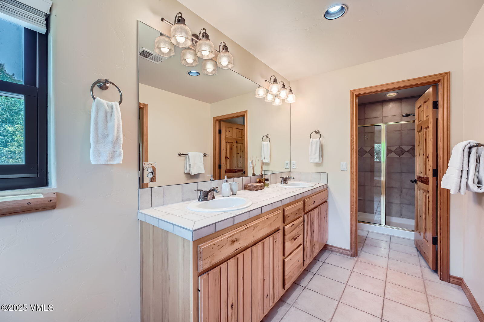 1140 June Creek Road Edwards, CO 81632 - Photo 14 of 24 1140 June Creek Road - Web Quality - 016