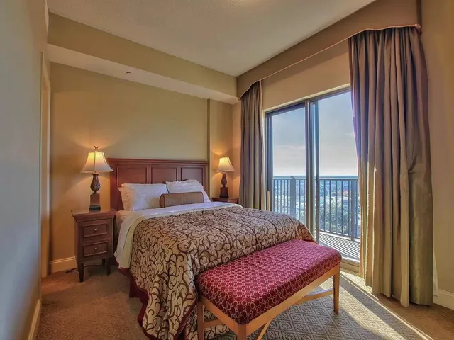 $2,750 | 215 West College Avenue, Unit 802, Tallahassee, FL 32301