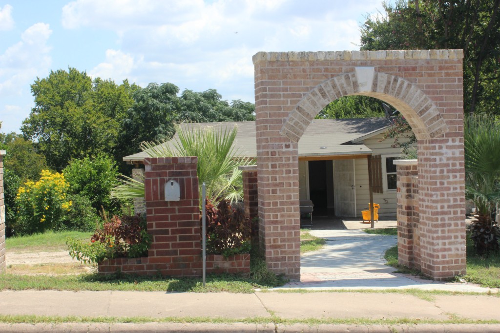 2909 Glen Rae Street Austin, TX 78702 - Photo 1 of 1