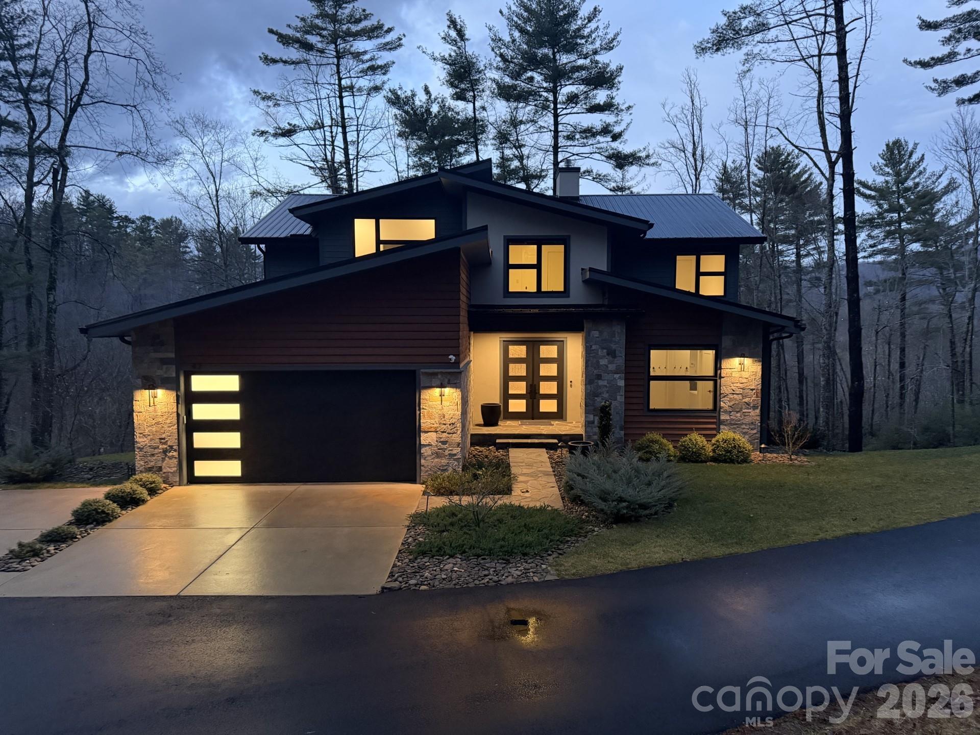 42 Spring Cove Road Asheville, NC 28804 - Photo 2 of 47