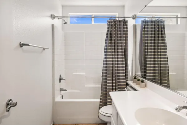 $570,000 | 81147 Mariposa Circle, Indio, CA 92201