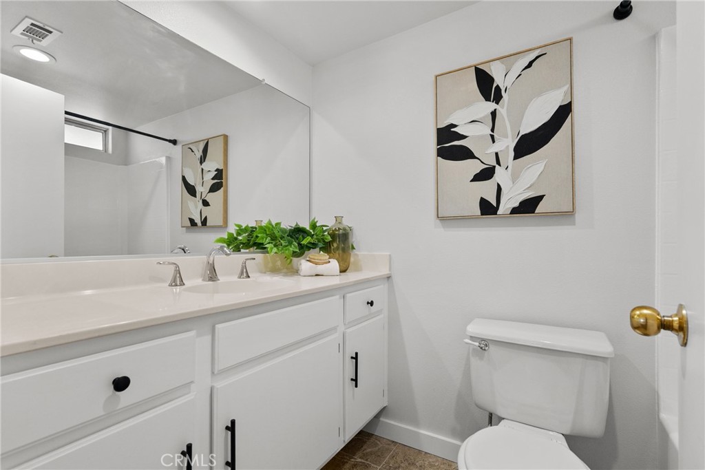 28143 Seco Canyon Road, Unit 48 Saugus, CA 91390 - Photo 30 of 42