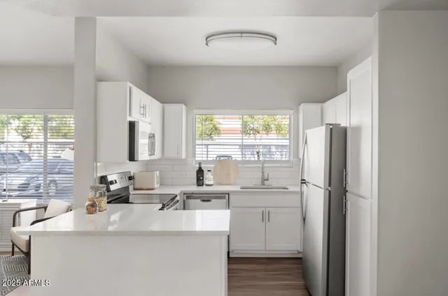 $1,520 | 1250 West Grove Parkway, Unit 1, Tempe, AZ 85283