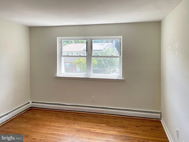 $375,000 | 157 Meadowbrook Lane, Brookhaven, PA 19015