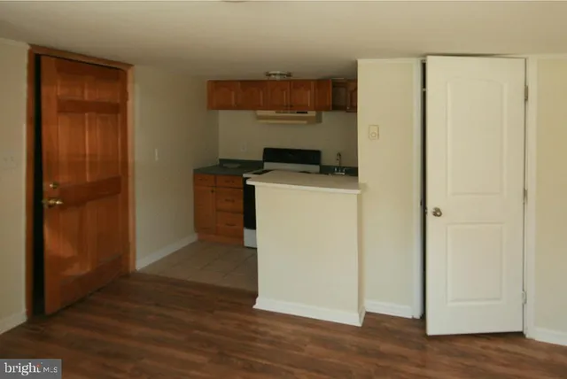 $375,000 | 157 Meadowbrook Lane, Brookhaven, PA 19015