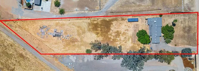 $599,000 | 10858 North Armstrong Avenue, Clovis, CA 93619