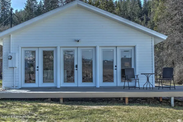$815,000 | 6955 Apple Alley, Bonners Ferry, ID 83805