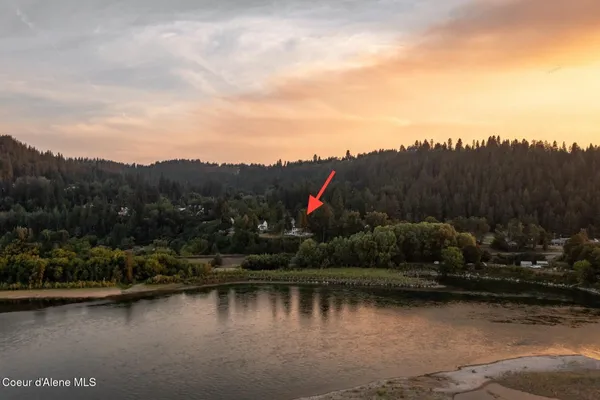$815,000 | 6955 Apple Alley, Bonners Ferry, ID 83805