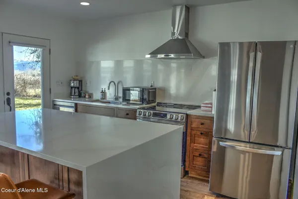 $815,000 | 6955 Apple Alley, Bonners Ferry, ID 83805