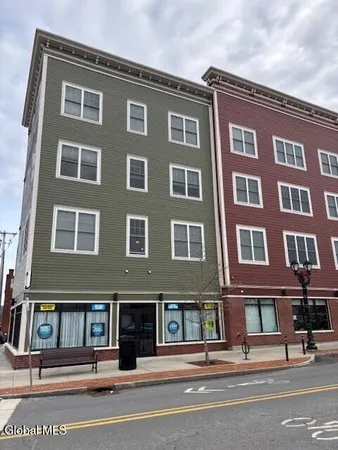 $1,325 | 12 White Street, Unit 26, Cohoes, NY 12047