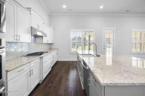 $599,900 | 7198 Harrier Drive East, Olive Branch, MS 38654