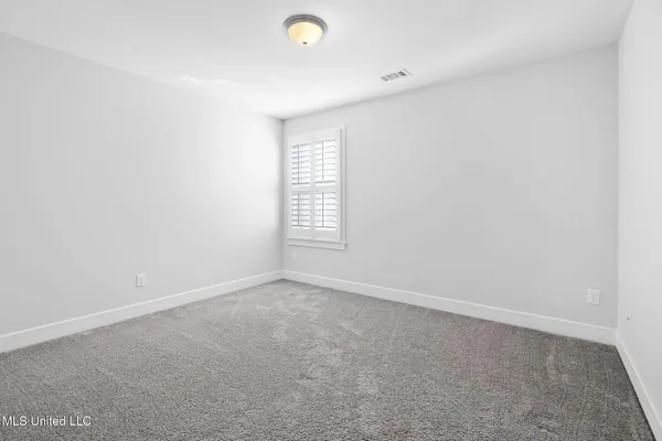 $599,900 | 7198 Harrier Drive East, Olive Branch, MS 38654