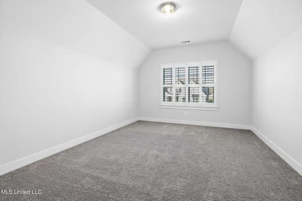 $599,900 | 7198 Harrier Drive East, Olive Branch, MS 38654