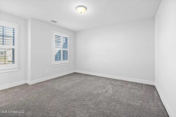 $599,900 | 7198 Harrier Drive East, Olive Branch, MS 38654