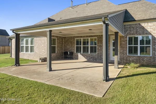 $599,900 | 7198 Harrier Drive East, Olive Branch, MS 38654