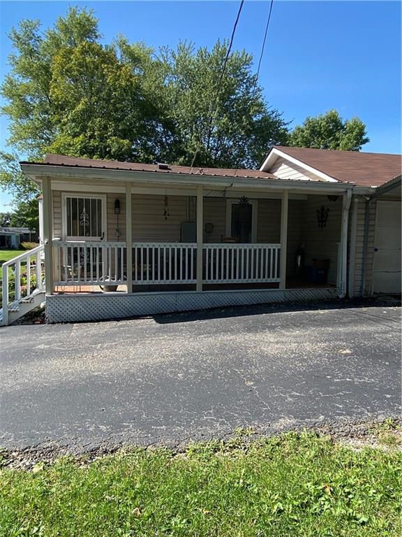 9640 Vandergriff Road Indianapolis, IN 46239 - Photo 4 of 34