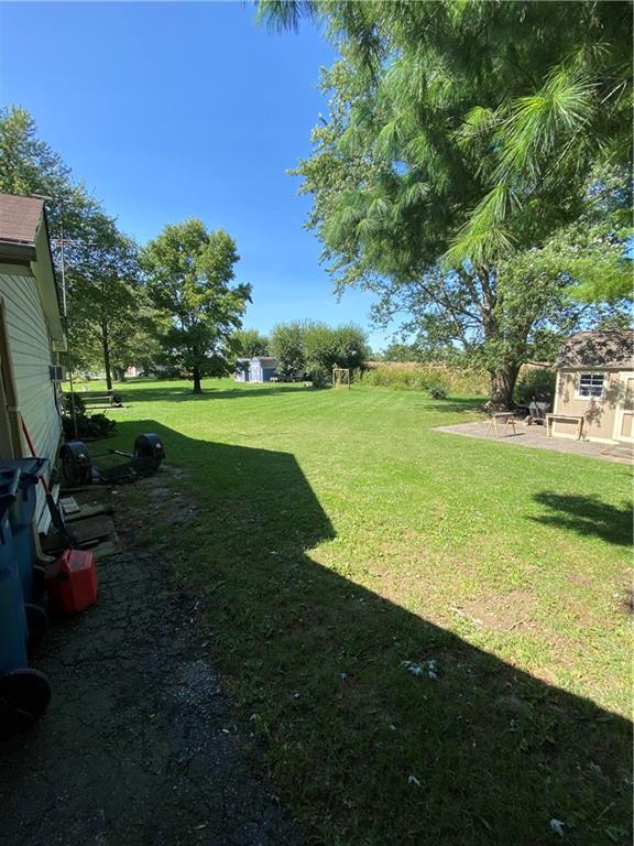 9640 Vandergriff Road Indianapolis, IN 46239 - Photo 10 of 34
