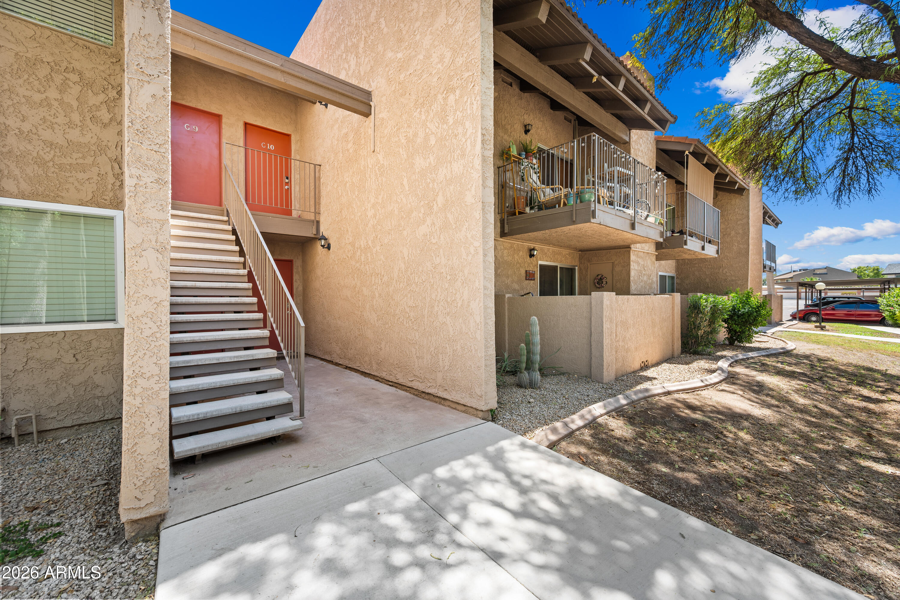 5525 East Thomas Road, Unit G9 Phoenix, AZ 85018 - Photo 1 of 16 1-5525ETRG9-ocupix-