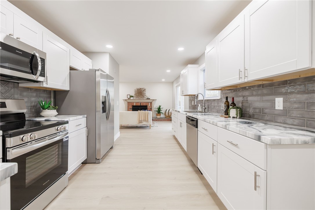 36 Round Hill Road Henrietta, NY 14467 - Photo 16 of 35