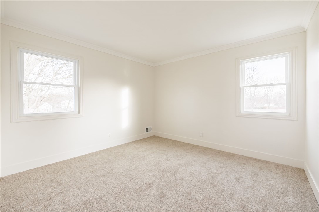 36 Round Hill Road Henrietta, NY 14467 - Photo 27 of 35