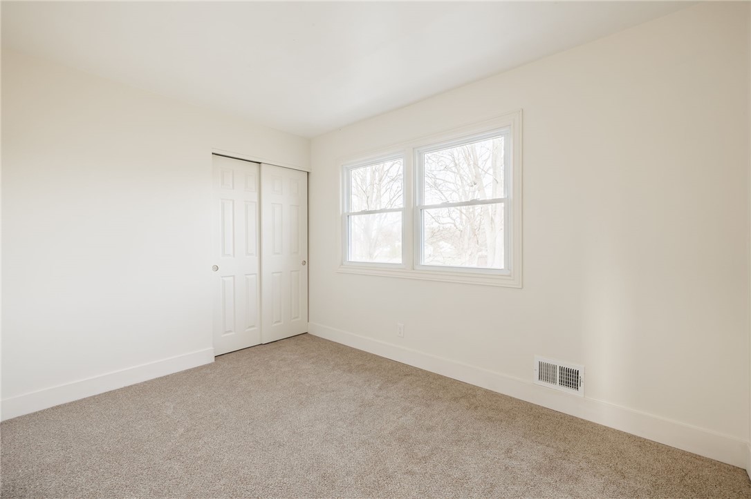 36 Round Hill Road Henrietta, NY 14467 - Photo 29 of 35