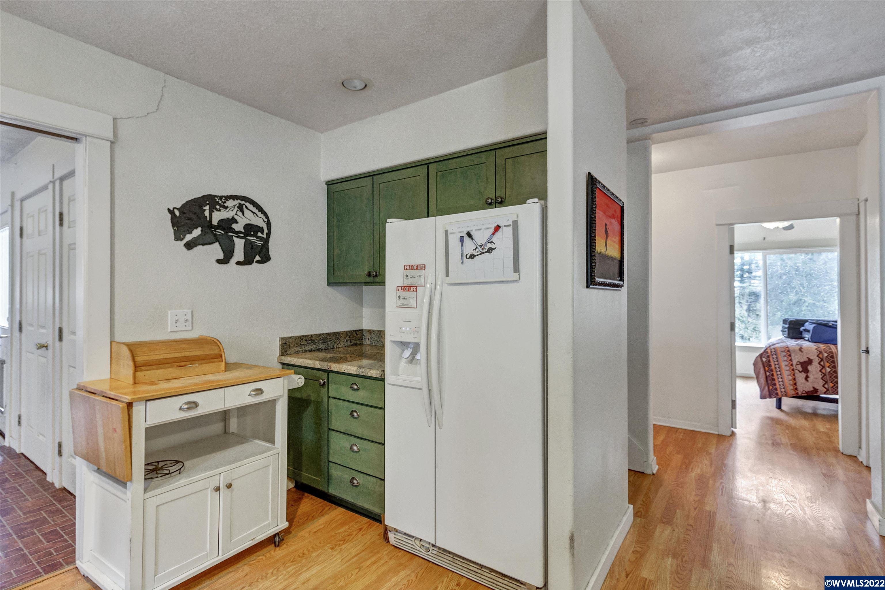 980 James Howe Road Dallas, OR 97338 - Photo 14 of 41