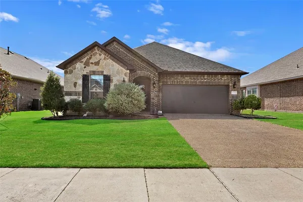 $329,999 | 616 Spruce Trail, Forney, TX 75126