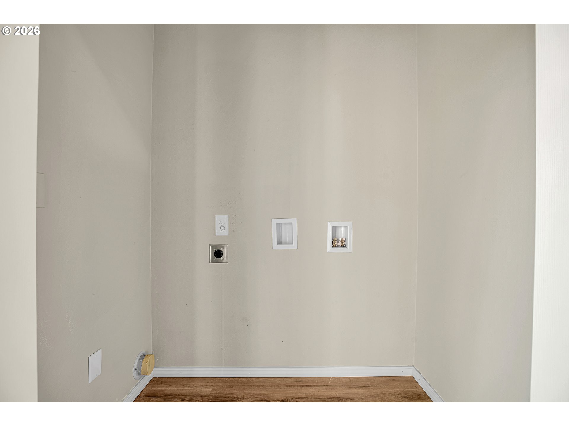 1822 Southwest Marigold Street Portland, OR 97219 - Photo 21 of 34 Gallery Image 21