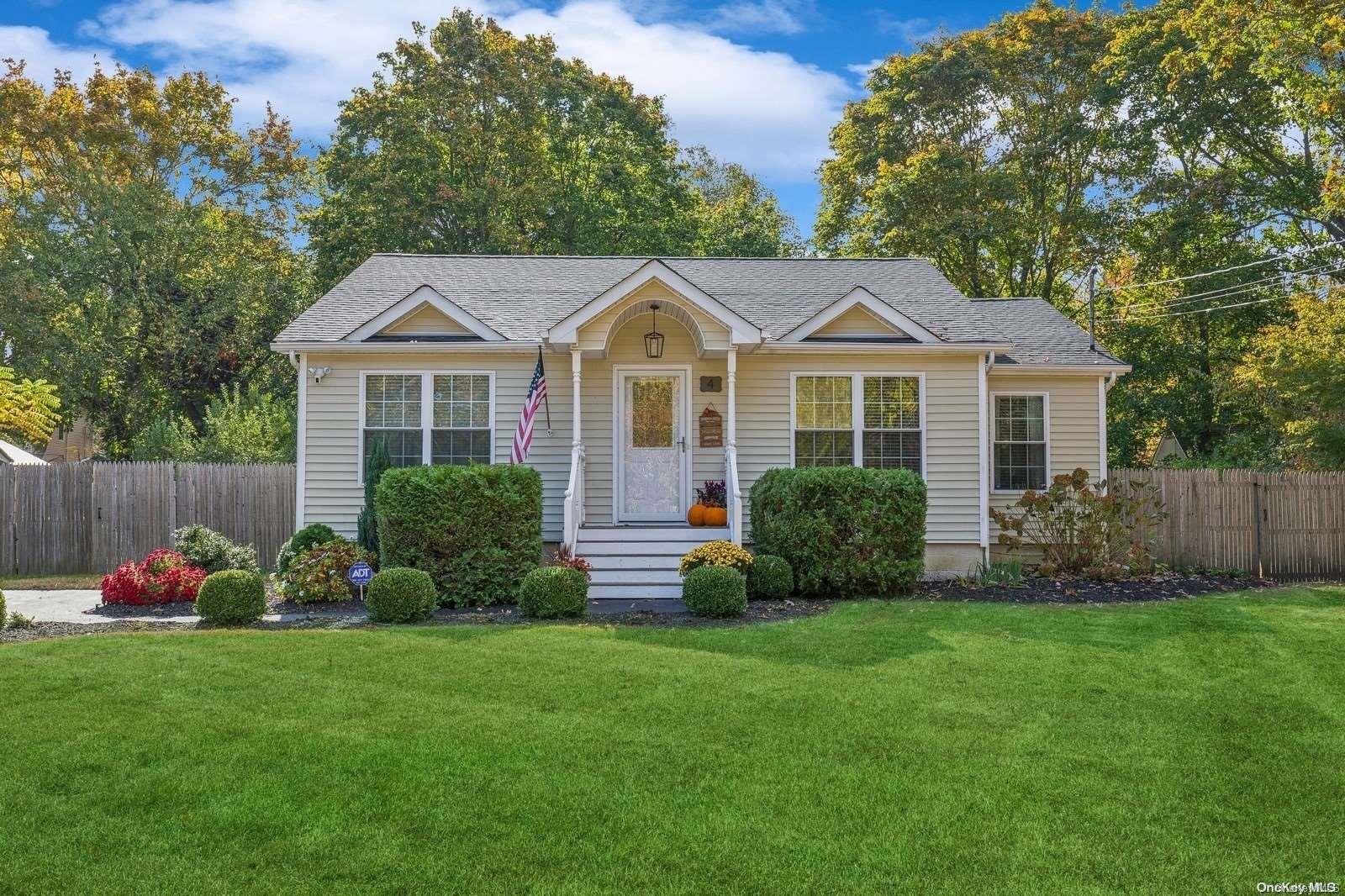 4 Fox Road Middle Island, NY 11953 - Photo 1 of 1 Gallery Image 1