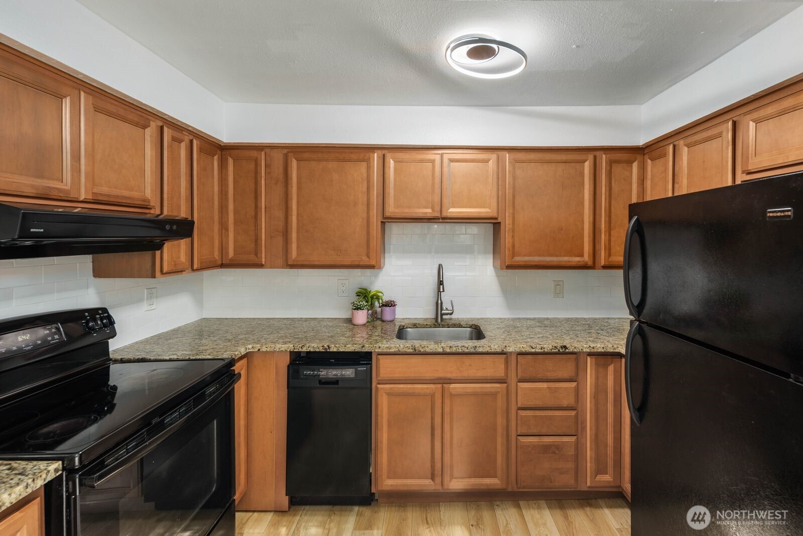 210 Southwest Clark Street, Unit A103 Issaquah, WA 98027 - Photo 20 of 35