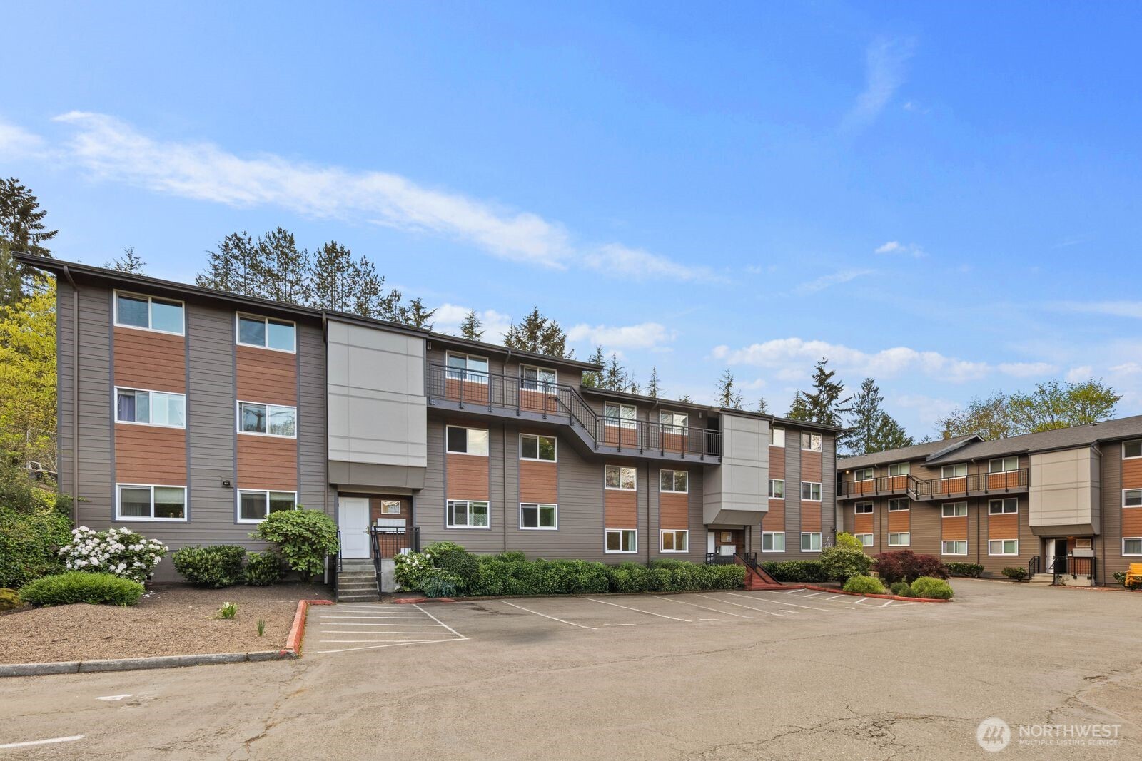 210 Southwest Clark Street, Unit A103 Issaquah, WA 98027 - Photo 2 of 35