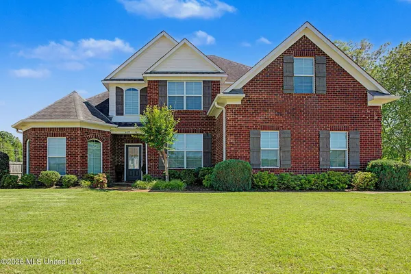 $390,000 | 4929 Bakersfield Drive, Nesbit, MS 38651