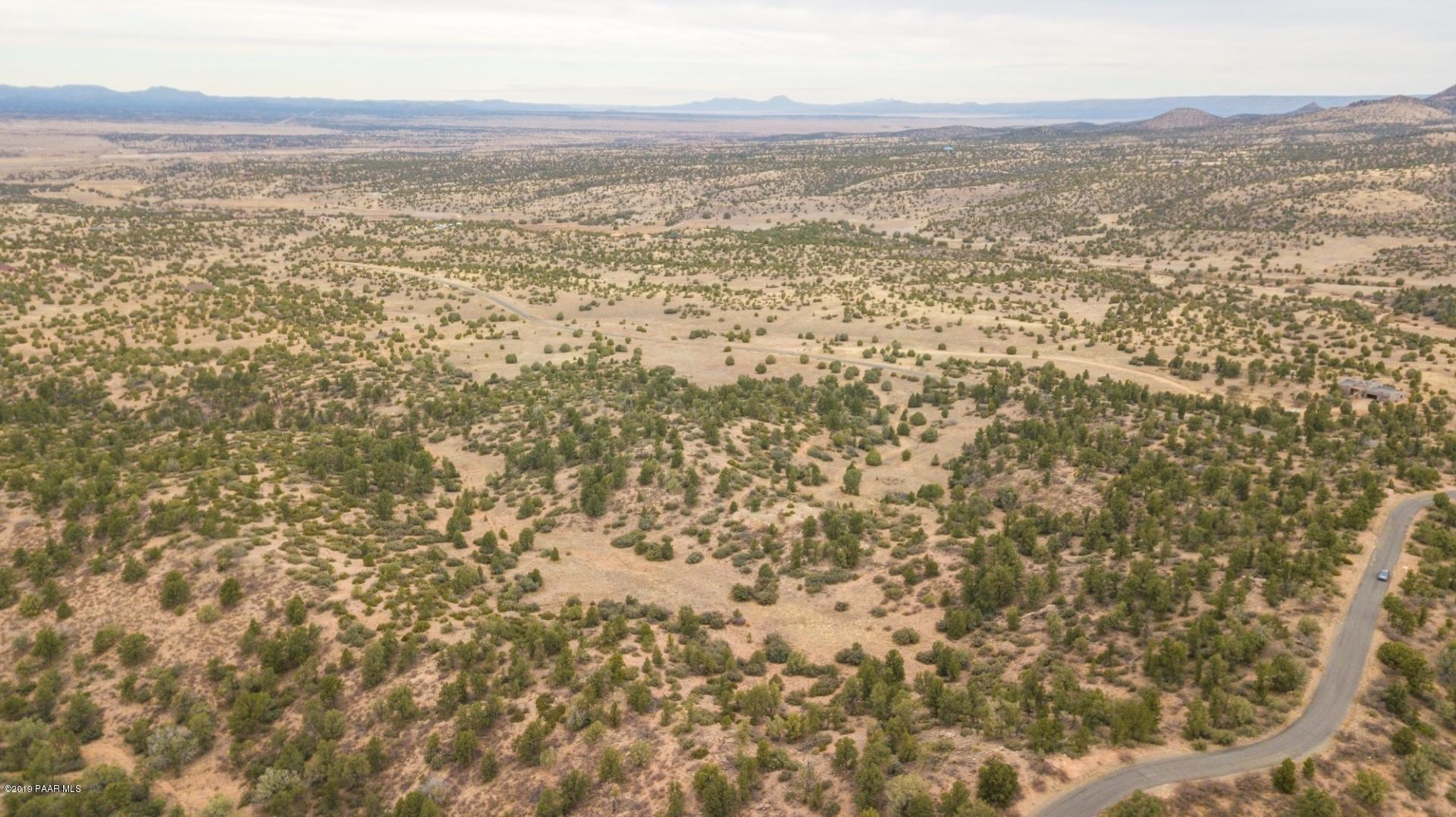 16600 Petroglyph Road Prescott, AZ 86305 - Photo 9 of 13 Gentle Sloping Property