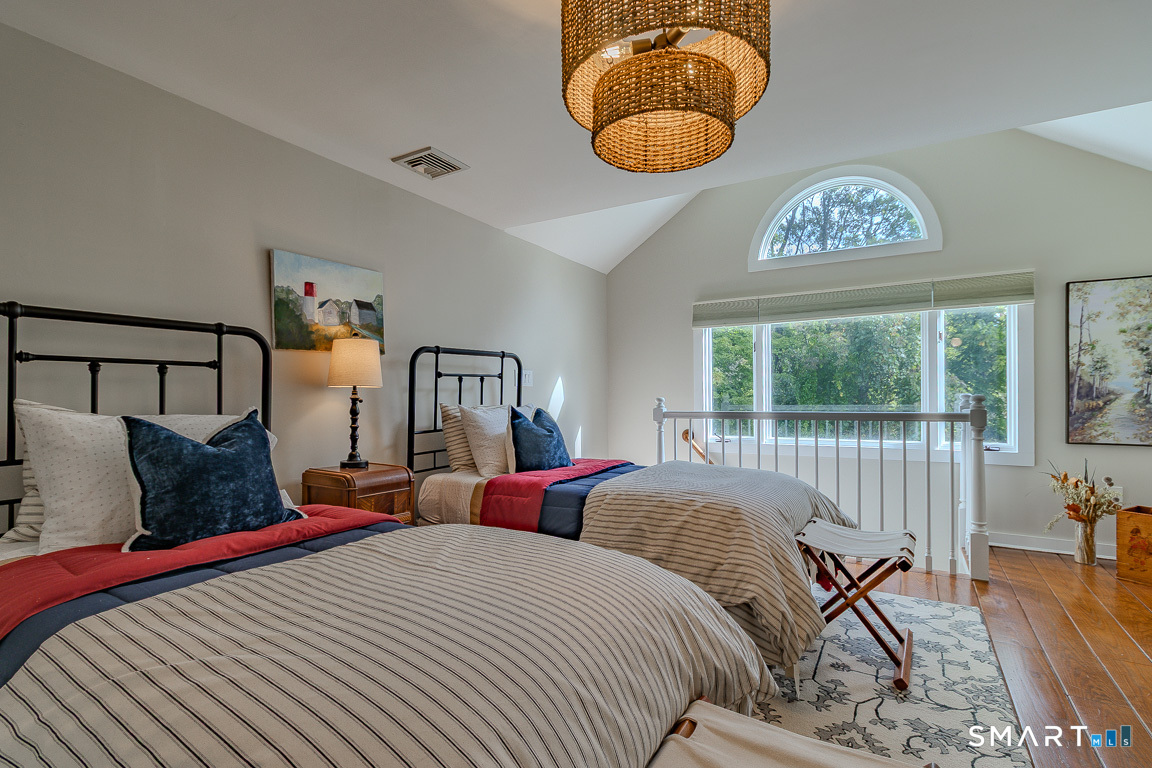 428 Simsbury Road Bloomfield, CT 06002 - Photo 30 of 40 Gallery Image 30