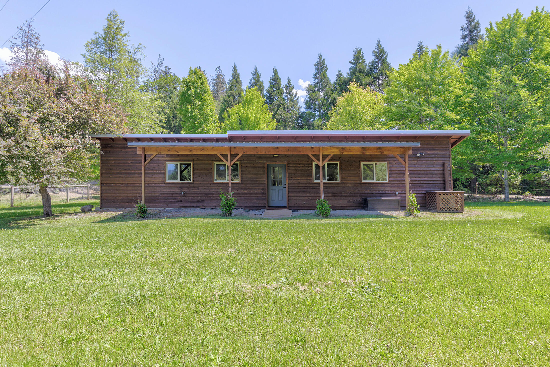 14921 North Applegate Road Grants Pass, OR 97527 - Photo 83 of 123 14921applegate076