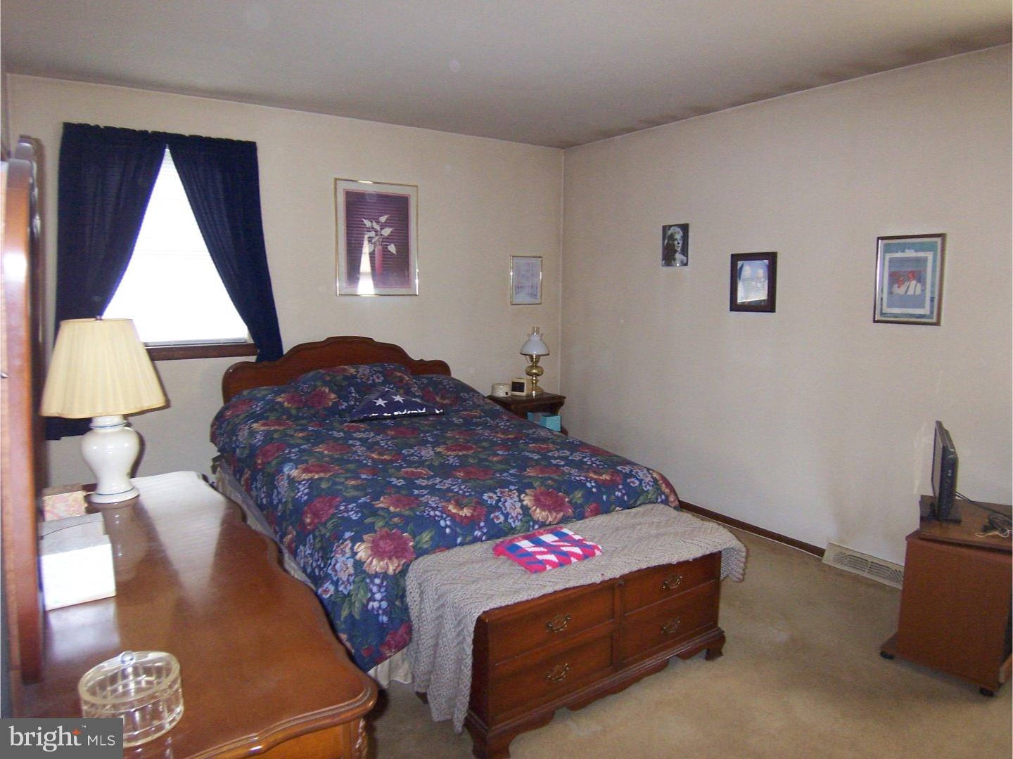 518 Schick Road Aston, PA 19014 - Photo 13 of 22 Bedroom - Main
