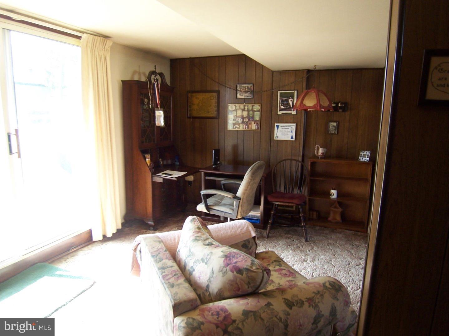 518 Schick Road Aston, PA 19014 - Photo 16 of 22 Family Room