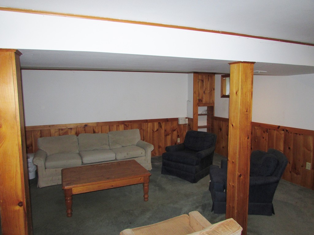 16 Arapahoe Road Bellingham, MA 02019 - Photo 8 of 9 Gallery Image 8