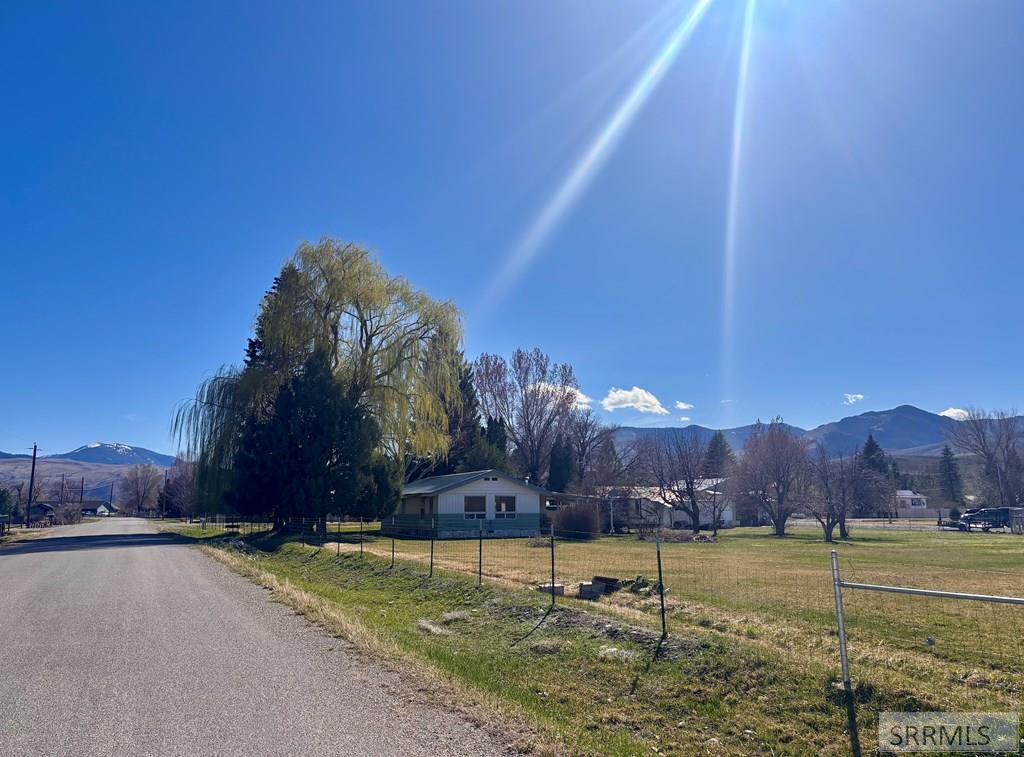 1 West Ute Road Salmon, ID 83467 - Photo 2 of 38