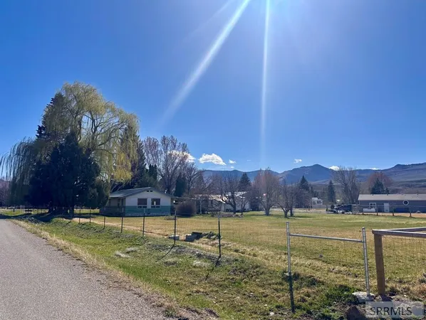 $225,000 | 1 West Ute Road, Salmon, ID 83467