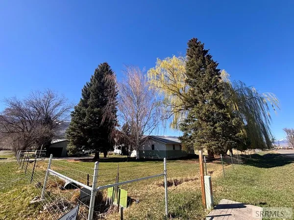 $225,000 | 1 West Ute Road, Salmon, ID 83467