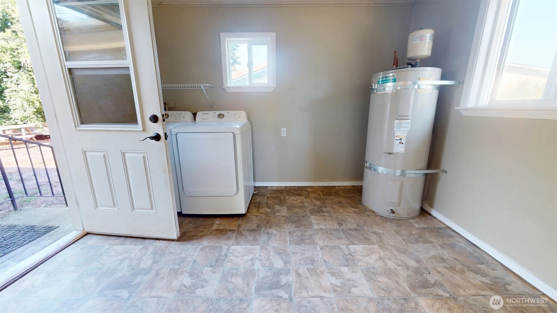 1104 Walnut Street Bremerton, WA 98310 - Photo 12 of 16 Gallery Image 12
