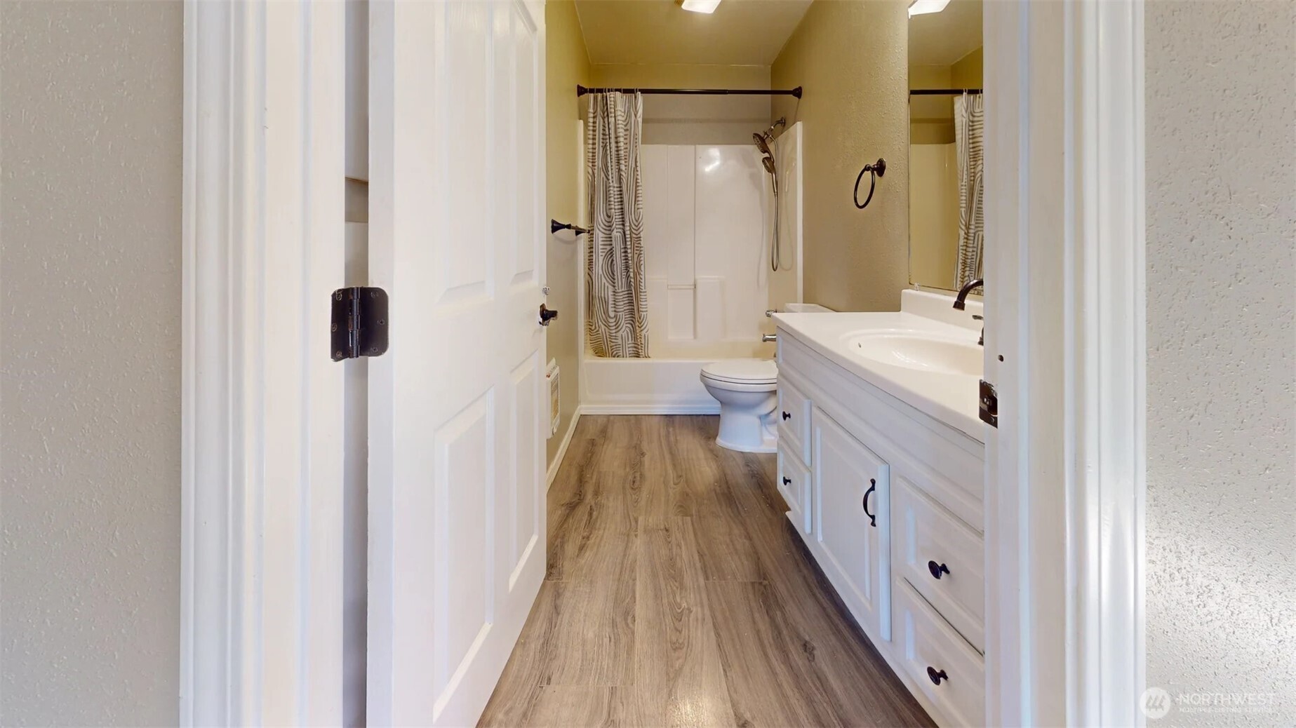 1104 Walnut Street Bremerton, WA 98310 - Photo 9 of 16 Gallery Image 9