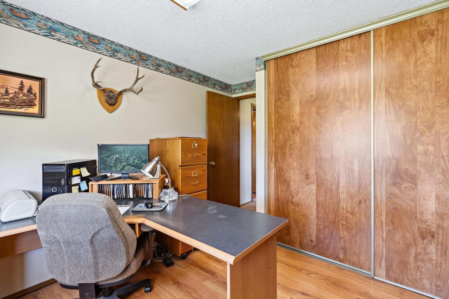 4088 Minson Road Powell Butte, OR 97753 - Photo 18 of 47 20250415155926890950000000-o