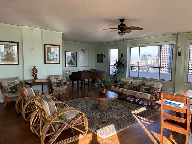 $370,000 | 360 West Ocean Boulevard, Unit 1106, Long Beach, CA 90802