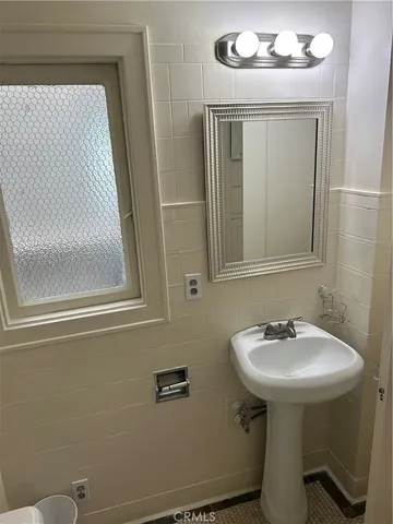 $370,000 | 360 West Ocean Boulevard, Unit 1106, Long Beach, CA 90802